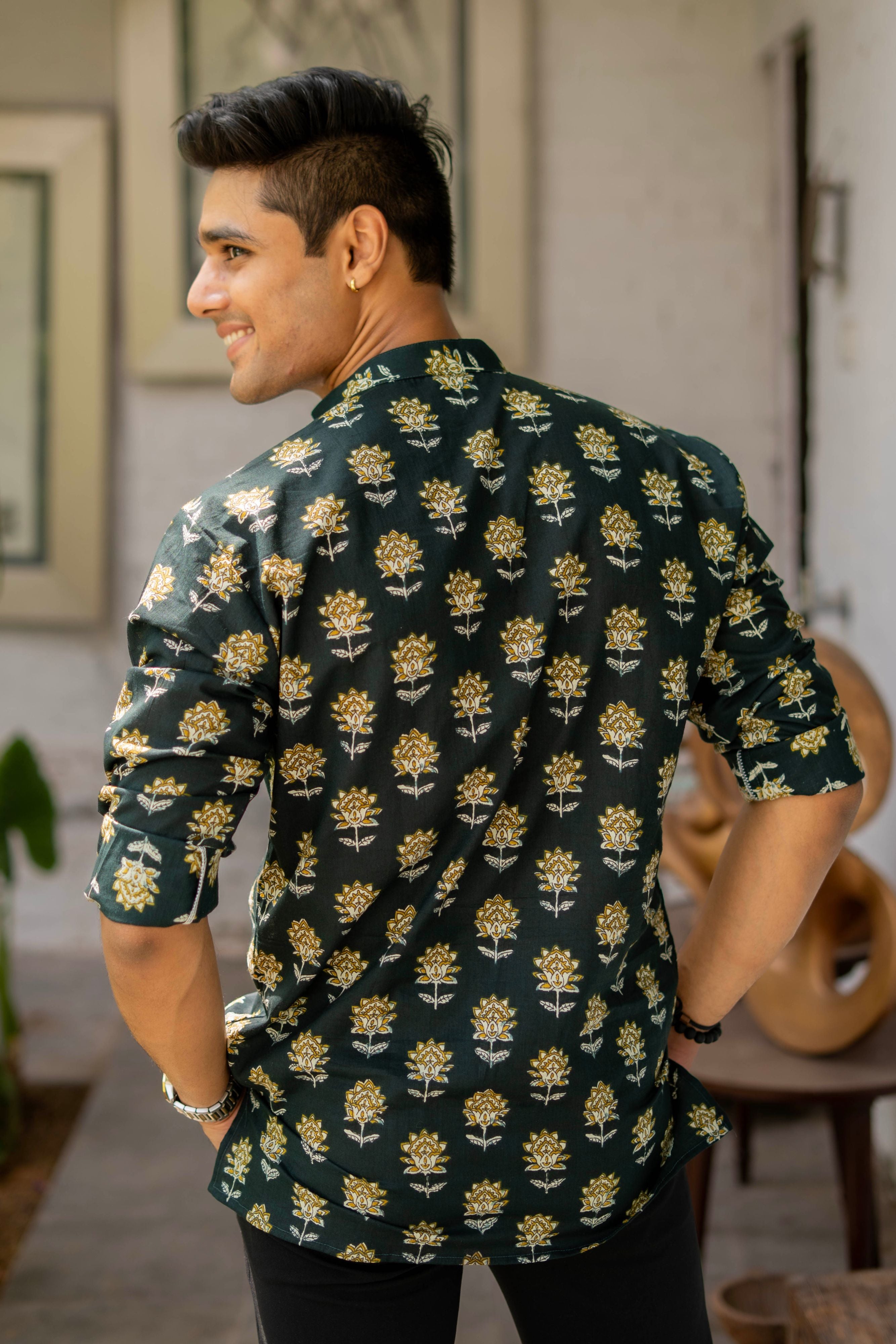 The Castle Green Short Kurta with Yellow and White Flower Print