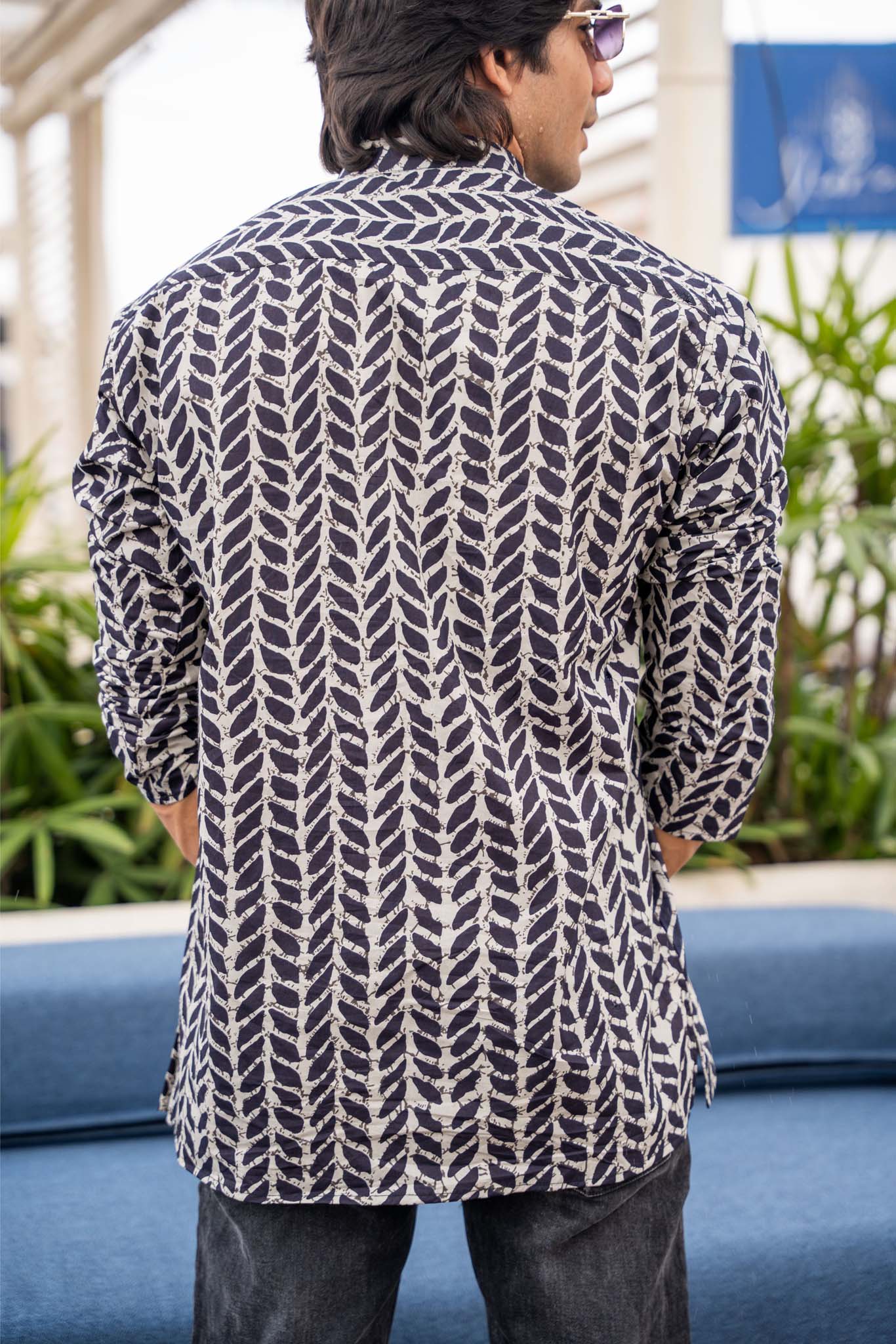 The Black Short Kurta With Petal Stripe Print