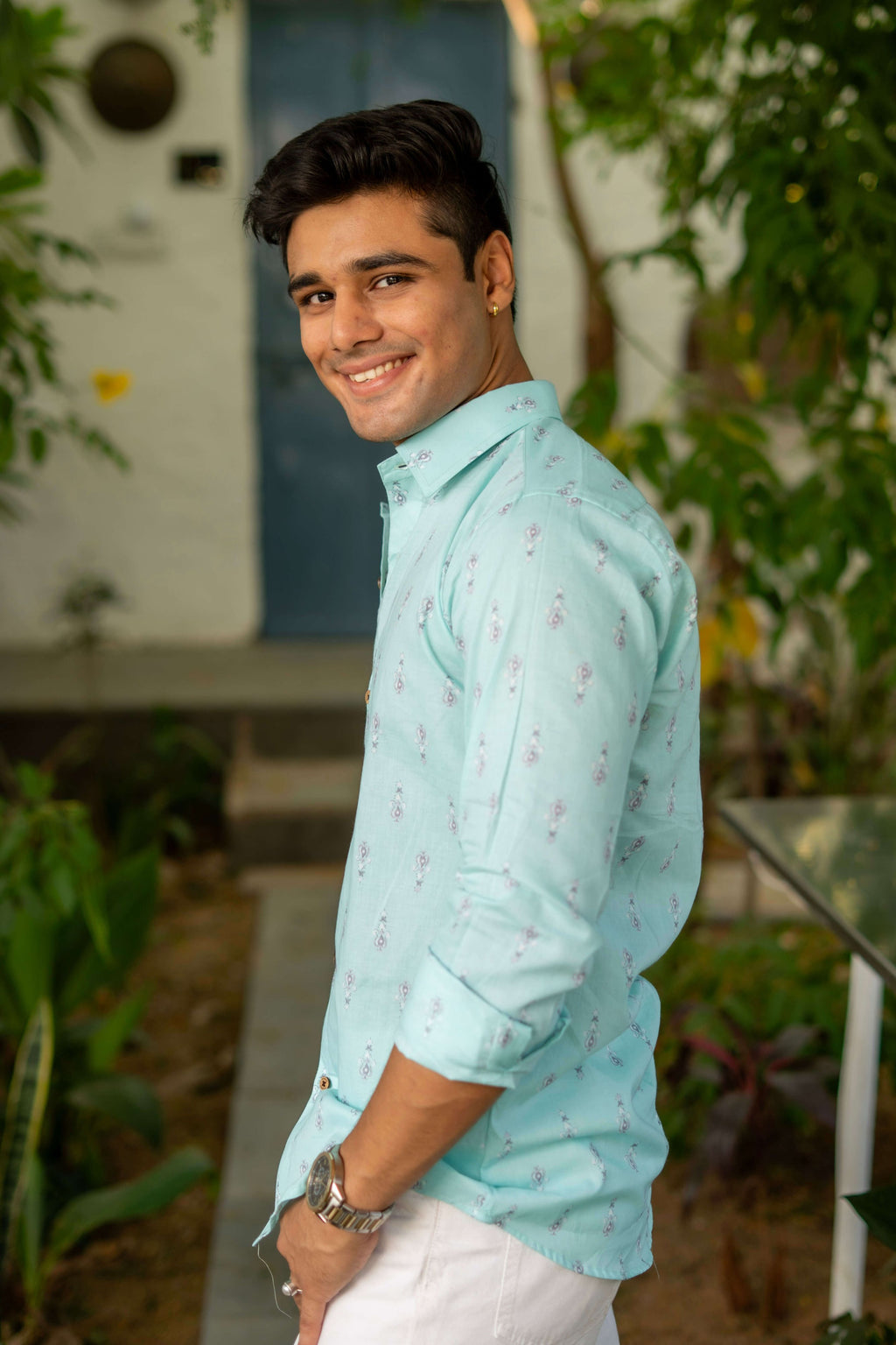 The Caribbean Blue Shirt with Paisley Motifs