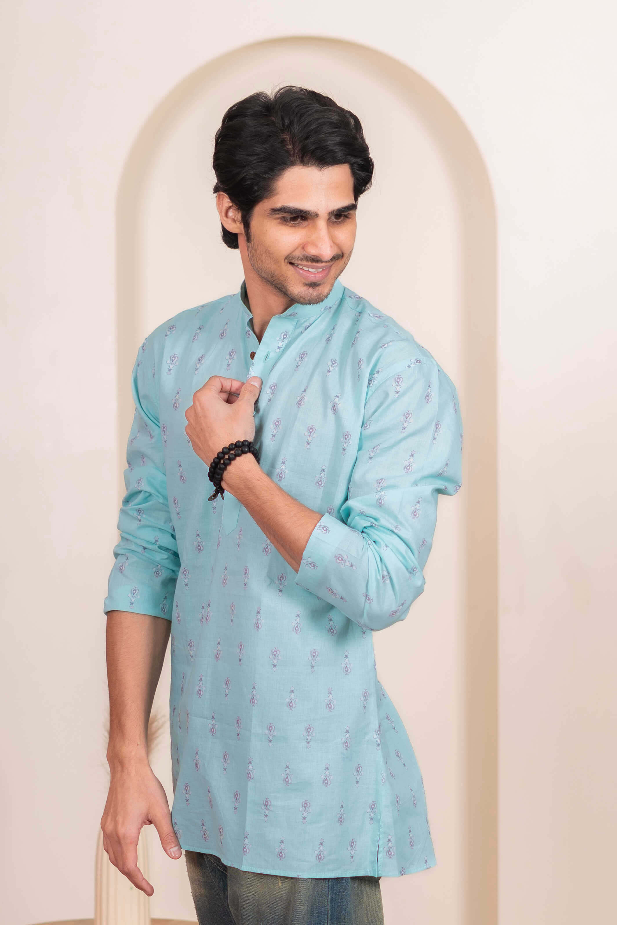 The Caribbean Blue Paisley Motif Short Kurta