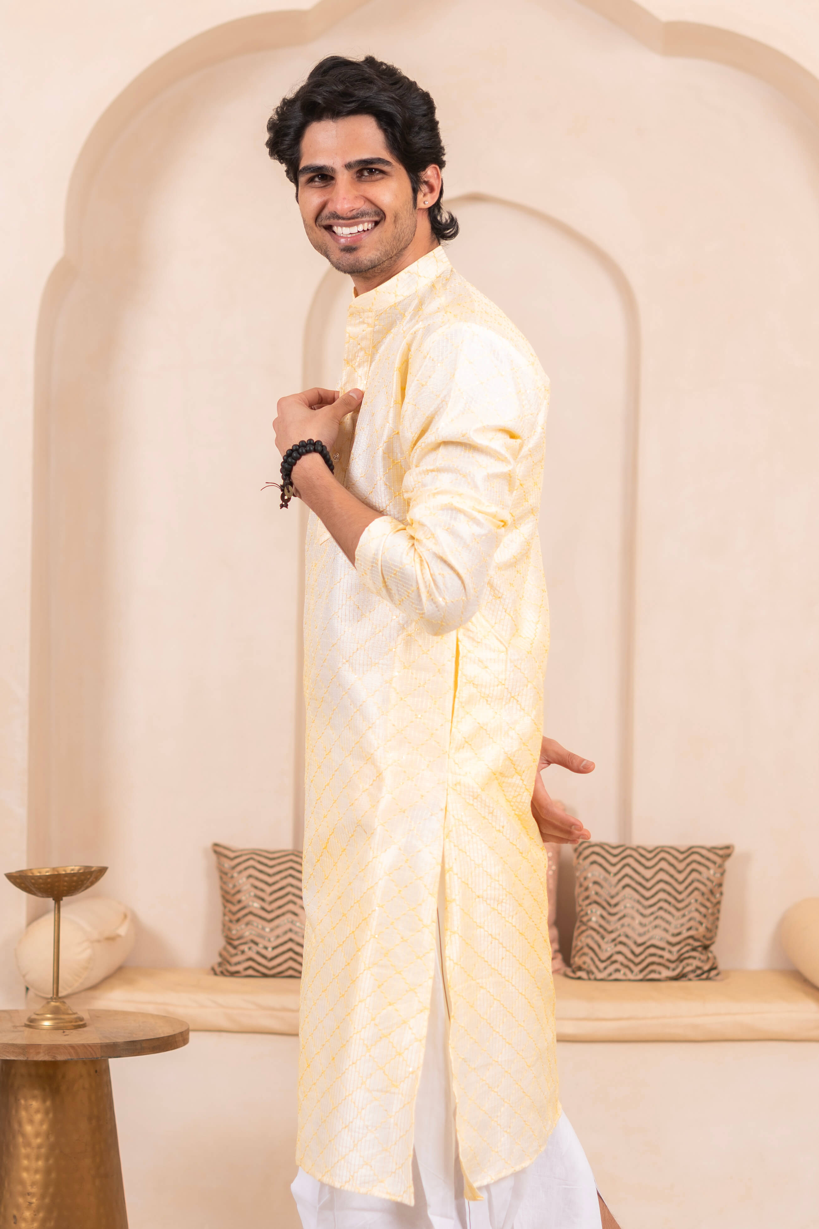 The Off White Geometric Thread Long Kurta
