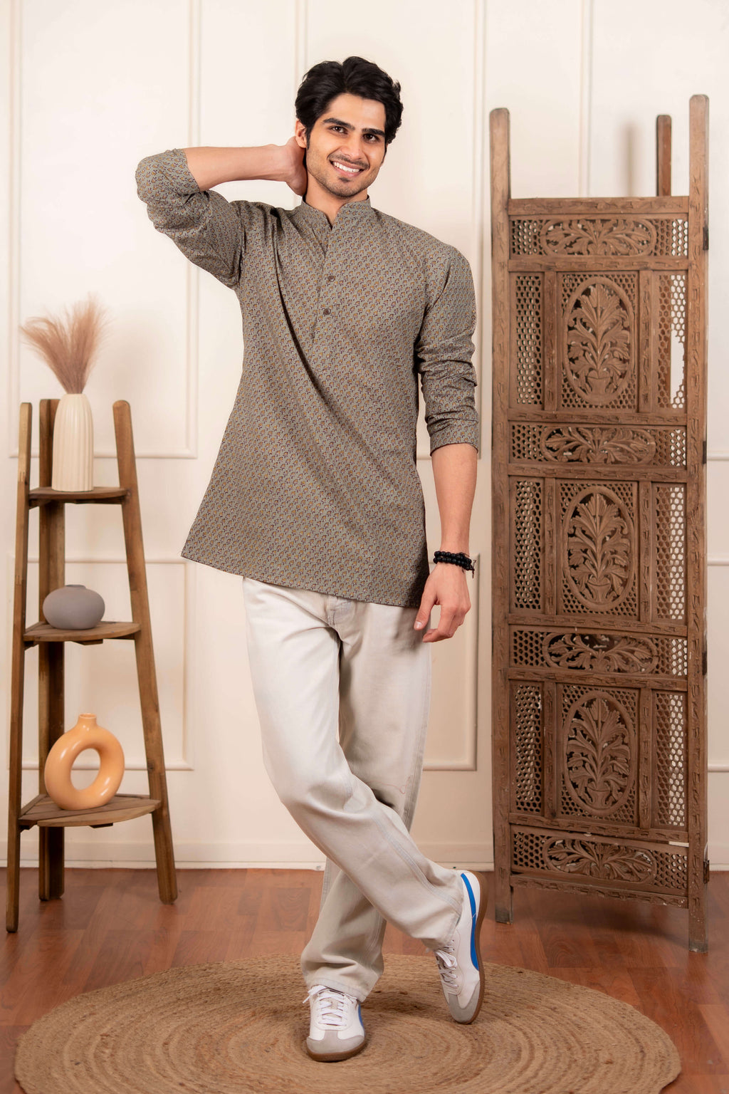 The Fossil Grey Paisley Motif Short Kurta
