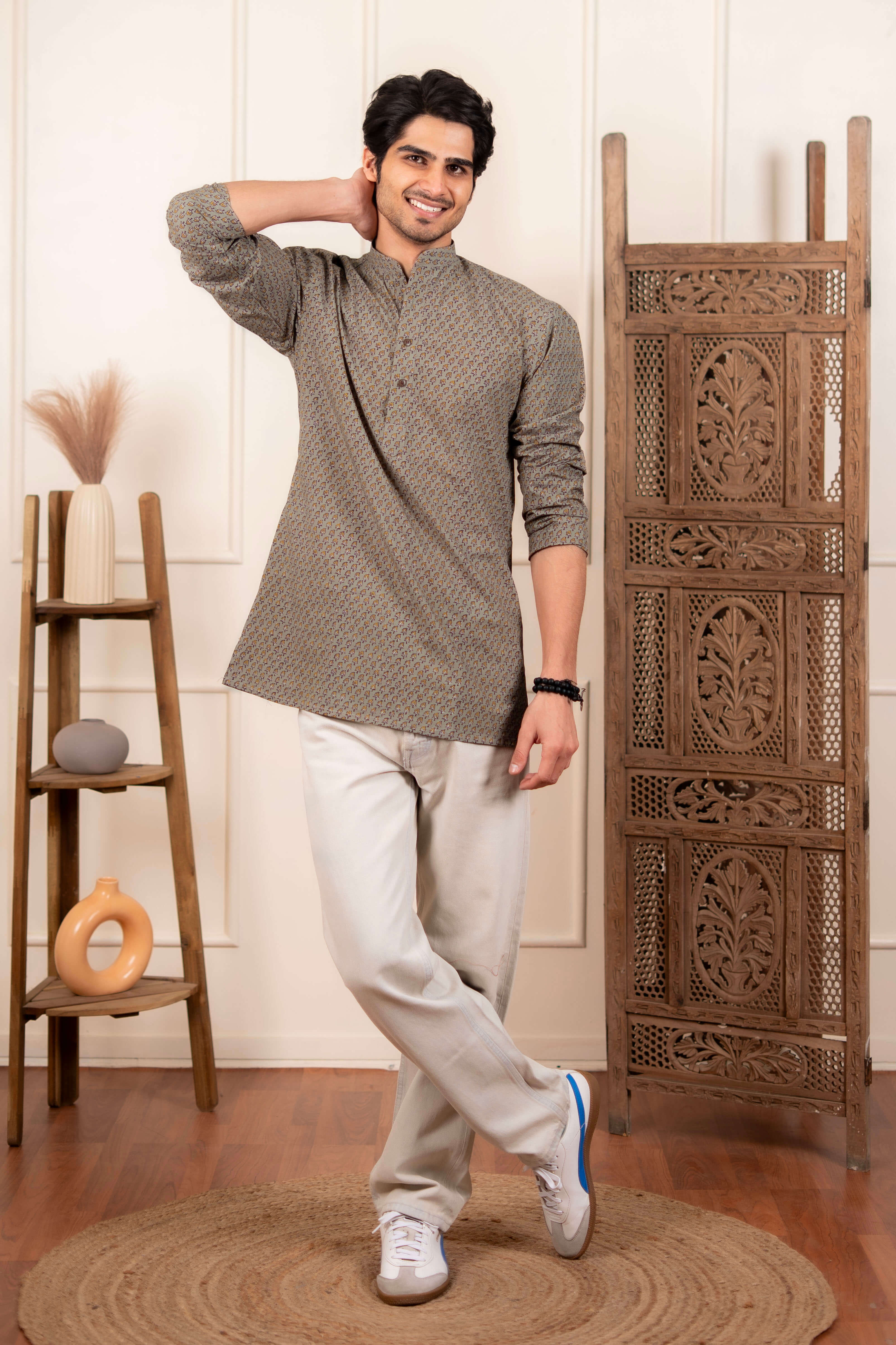 The Fossil Grey Paisley Motif Short Kurta
