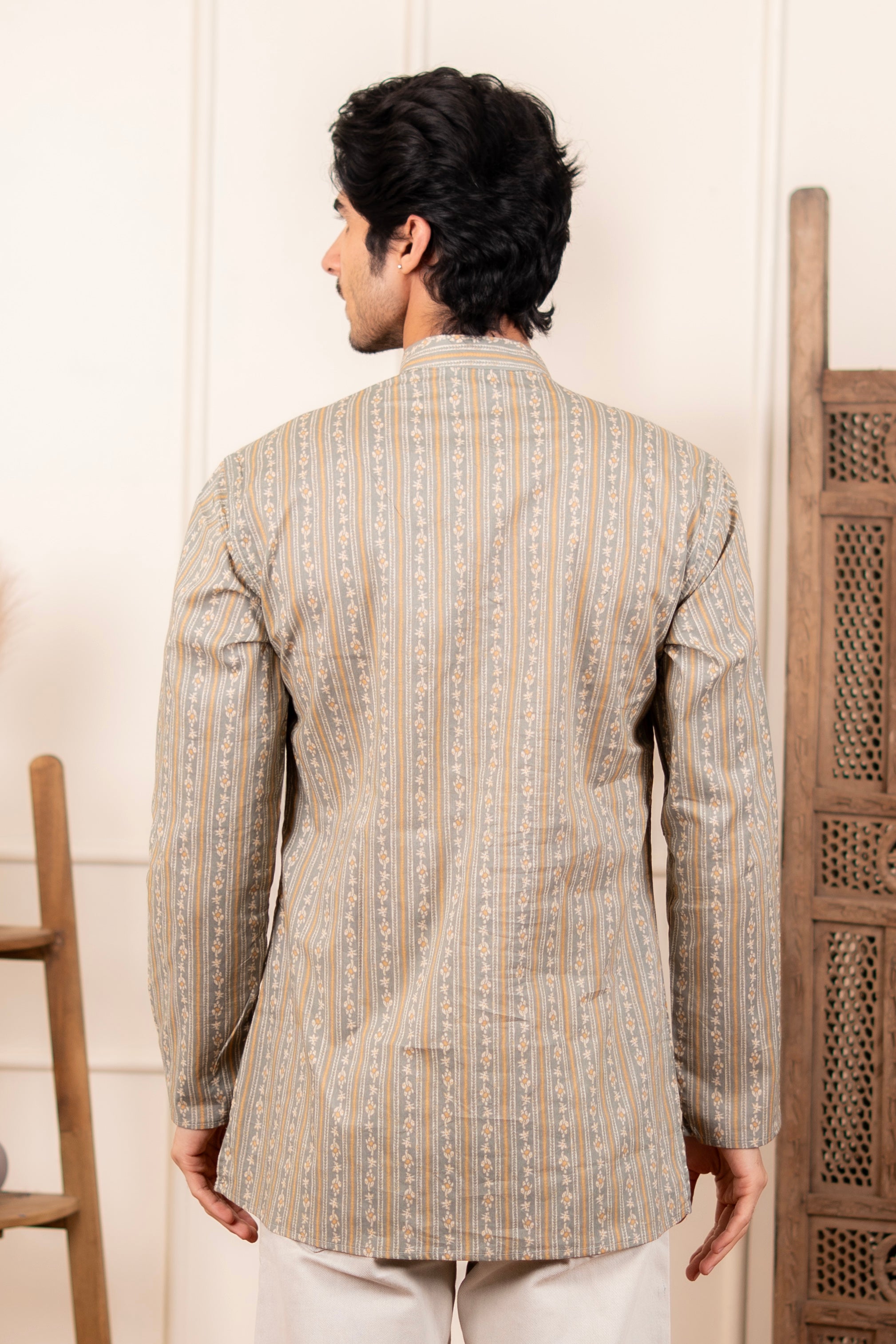 The Winter Green Floral Striped Short Kurta