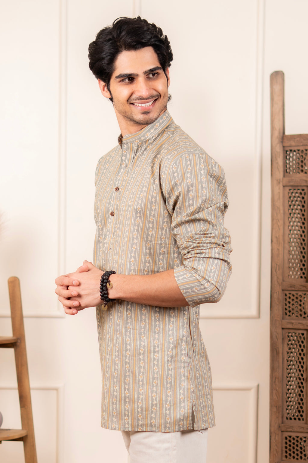The Winter Green Floral Striped Short Kurta
