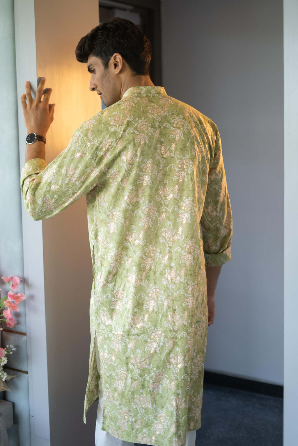 The Marble Green All-Over Floral Print Long Kurta With Foil Work