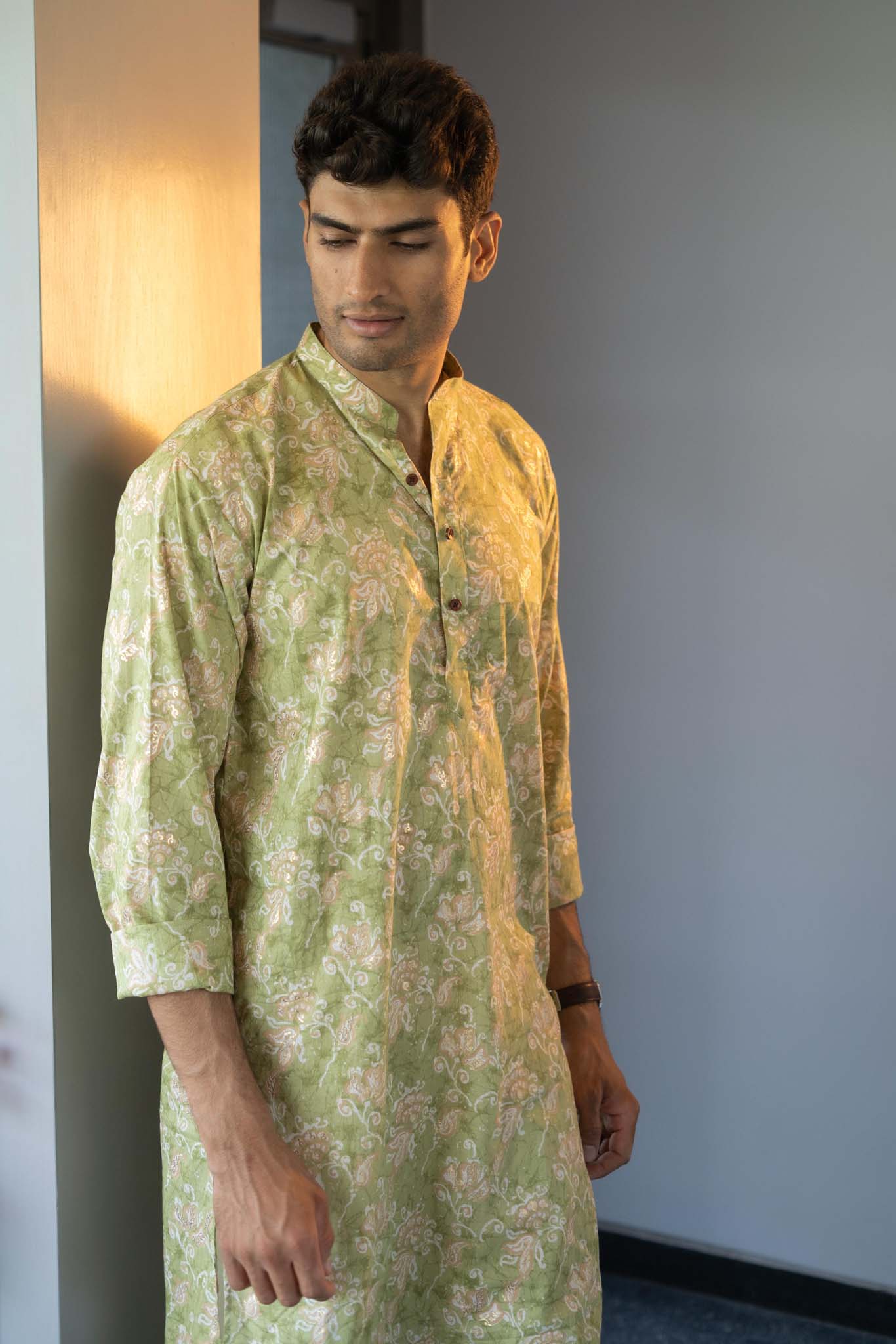 The Marble Green All-Over Floral Print Long Kurta With Foil Work