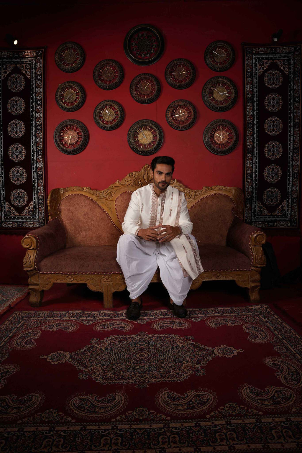 The Off White Mirror Work Long Kurta With Dupatta