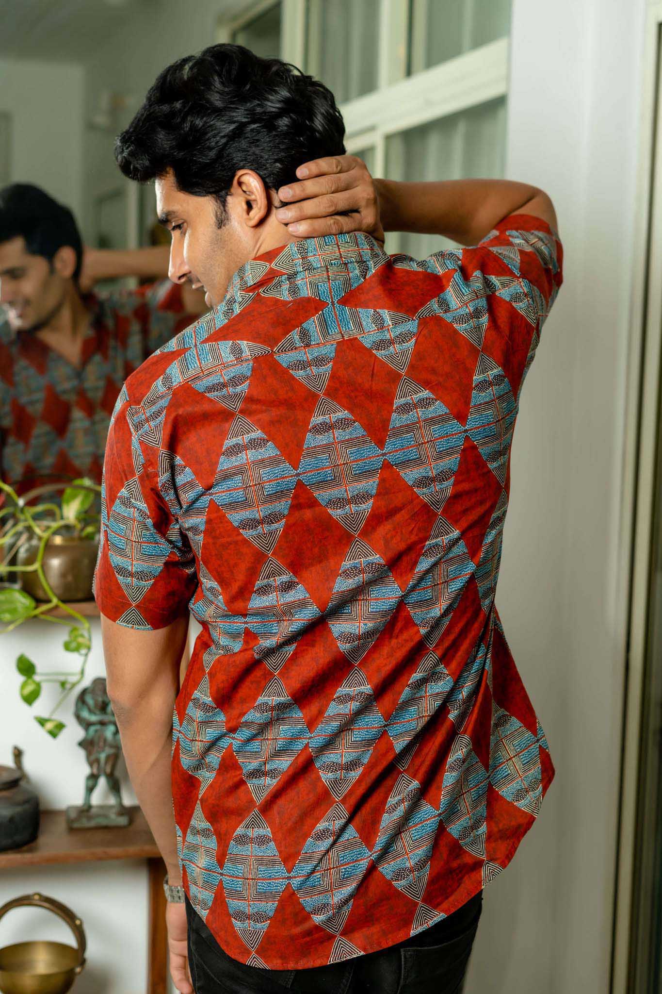 The Diamond Shaped Tribal Print Half Sleeves Shirt In Brick Color