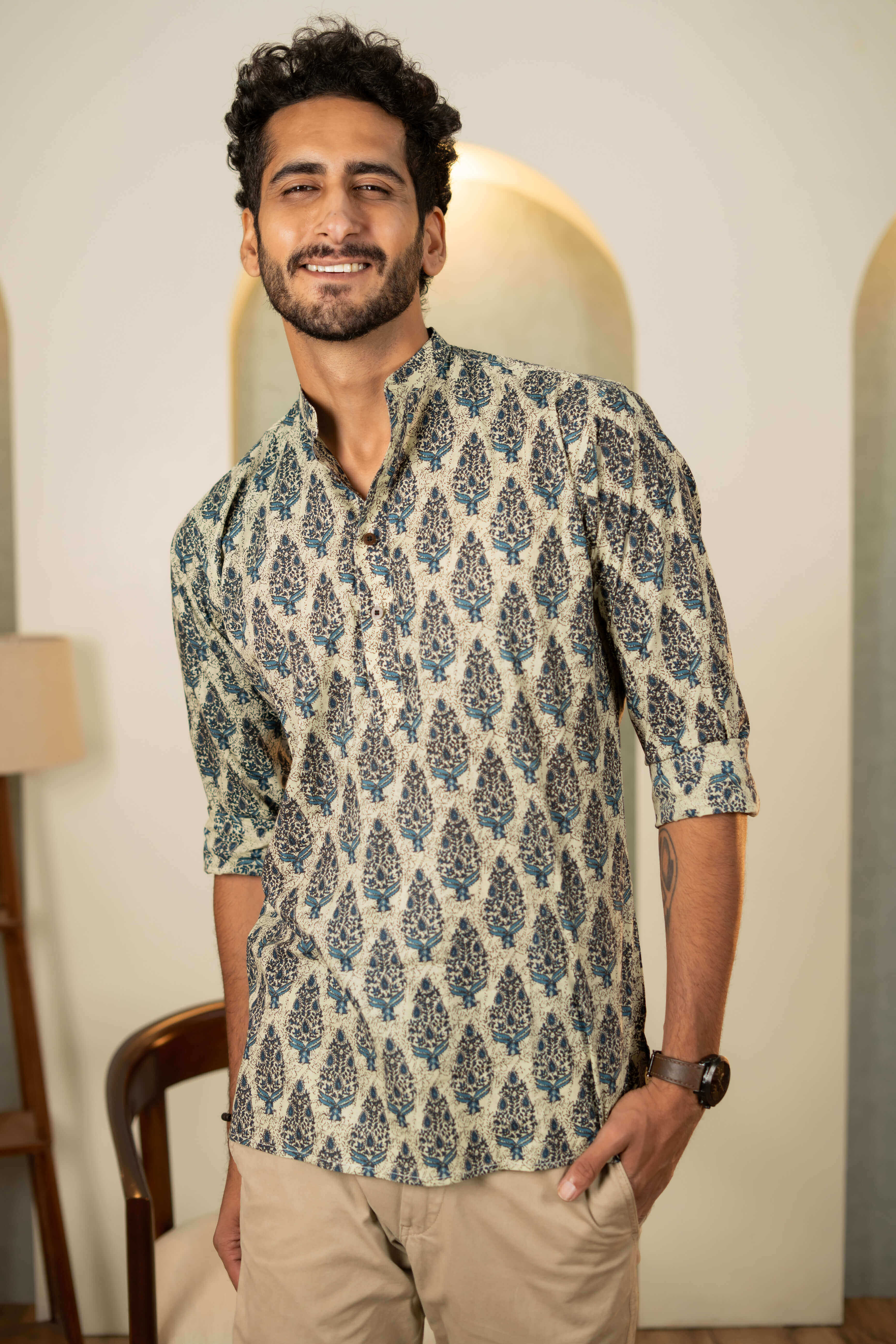 The Aloe Green Short Kurta With Blue Mughal Print