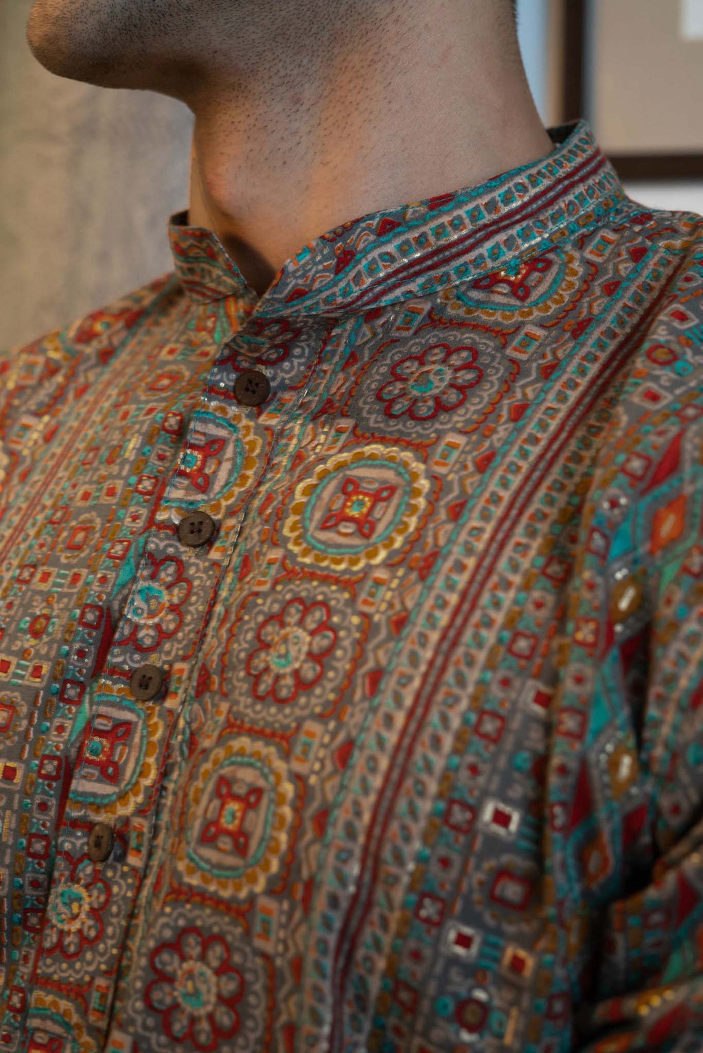 The Muslin Multicolor Foil Print Long Kurta