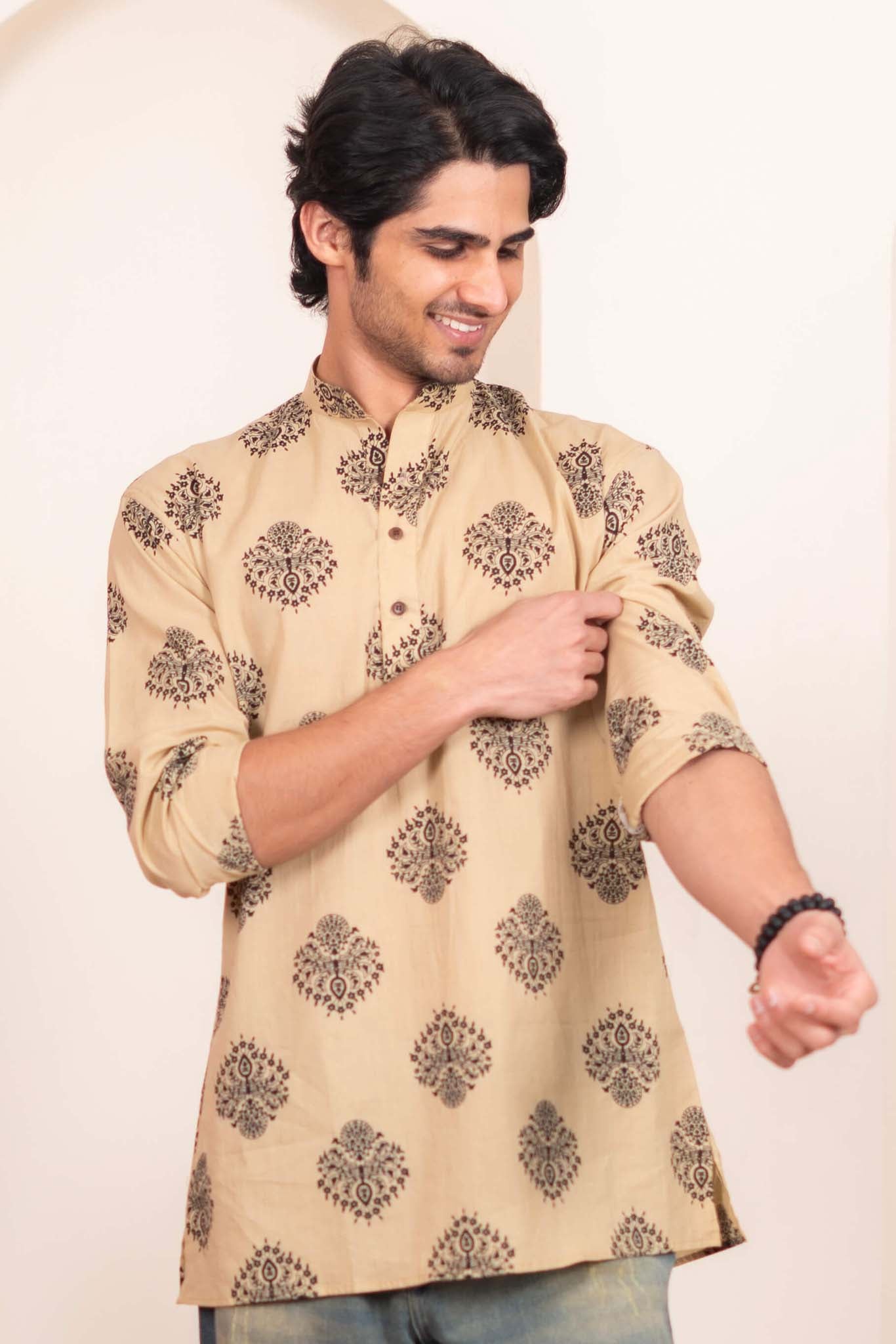 The Sandstone Ethnic Motifs Short Kurta