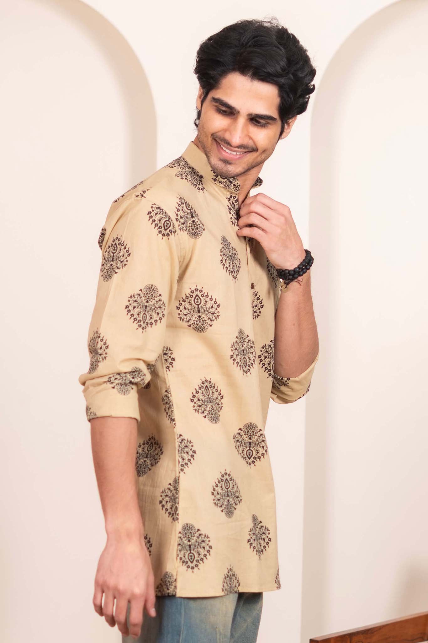 The Sandstone Ethnic Motifs Short Kurta