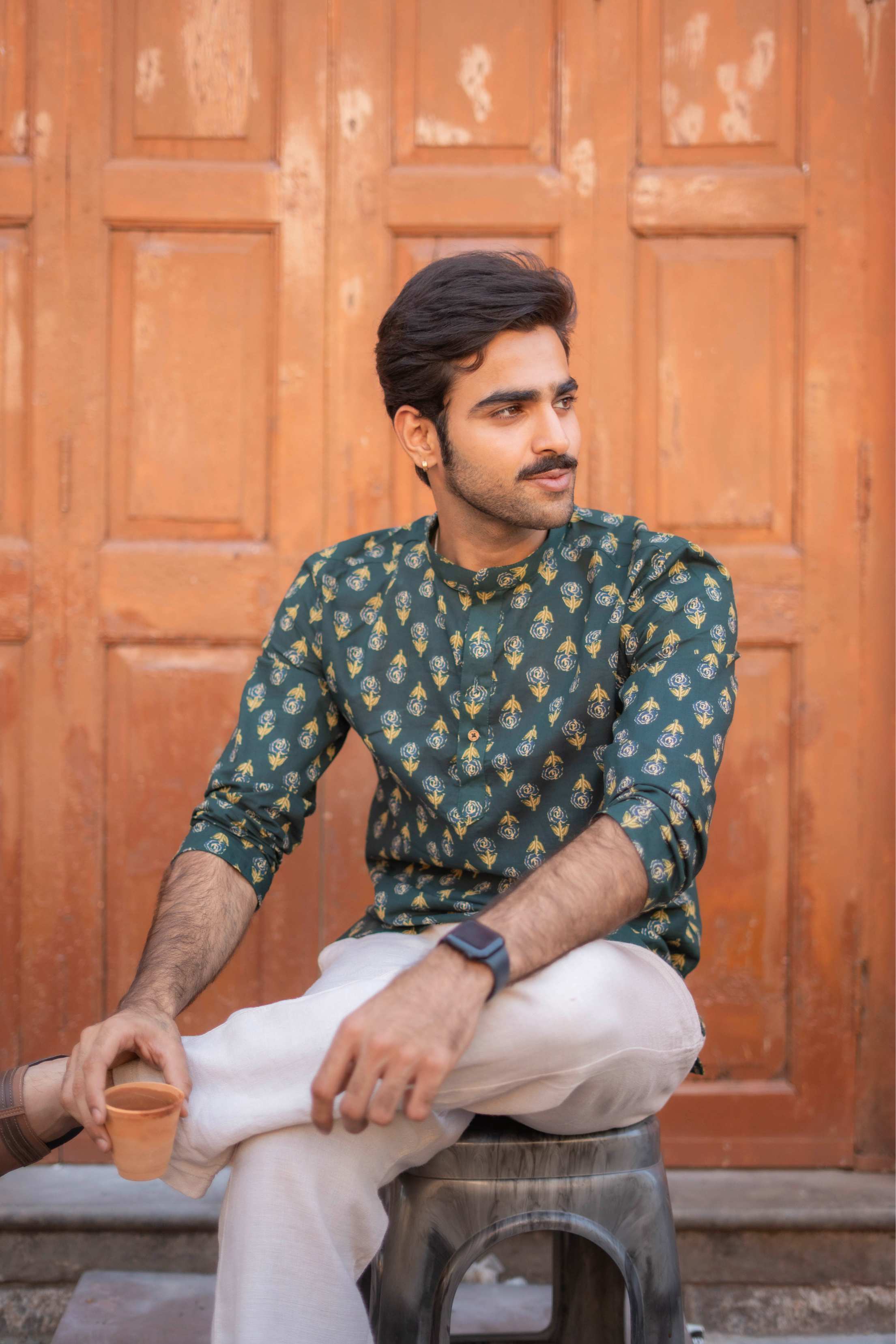 The Deep Green Garden Buti Print Short Kurta