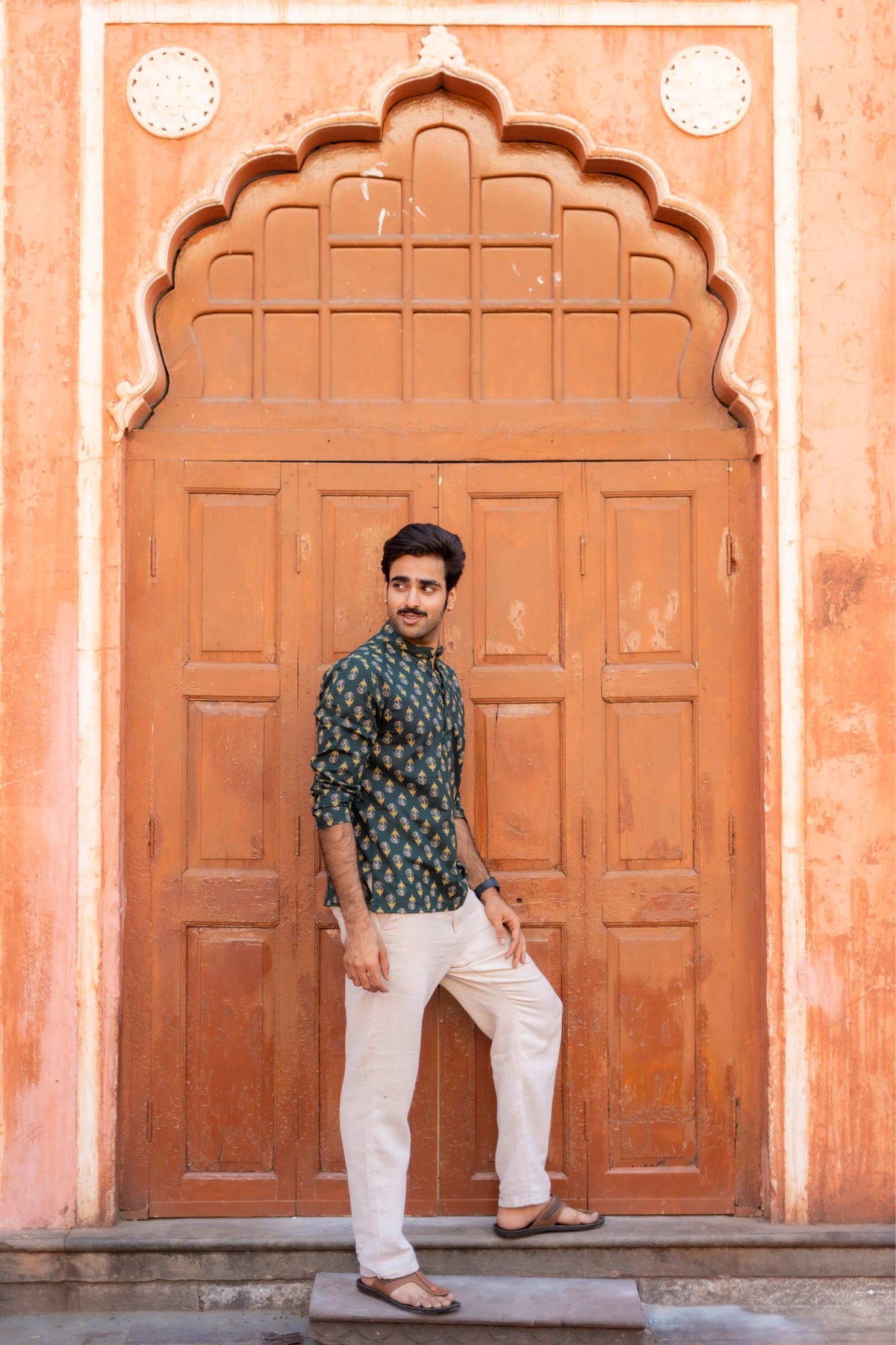The Deep Green Garden Buti Print Short Kurta