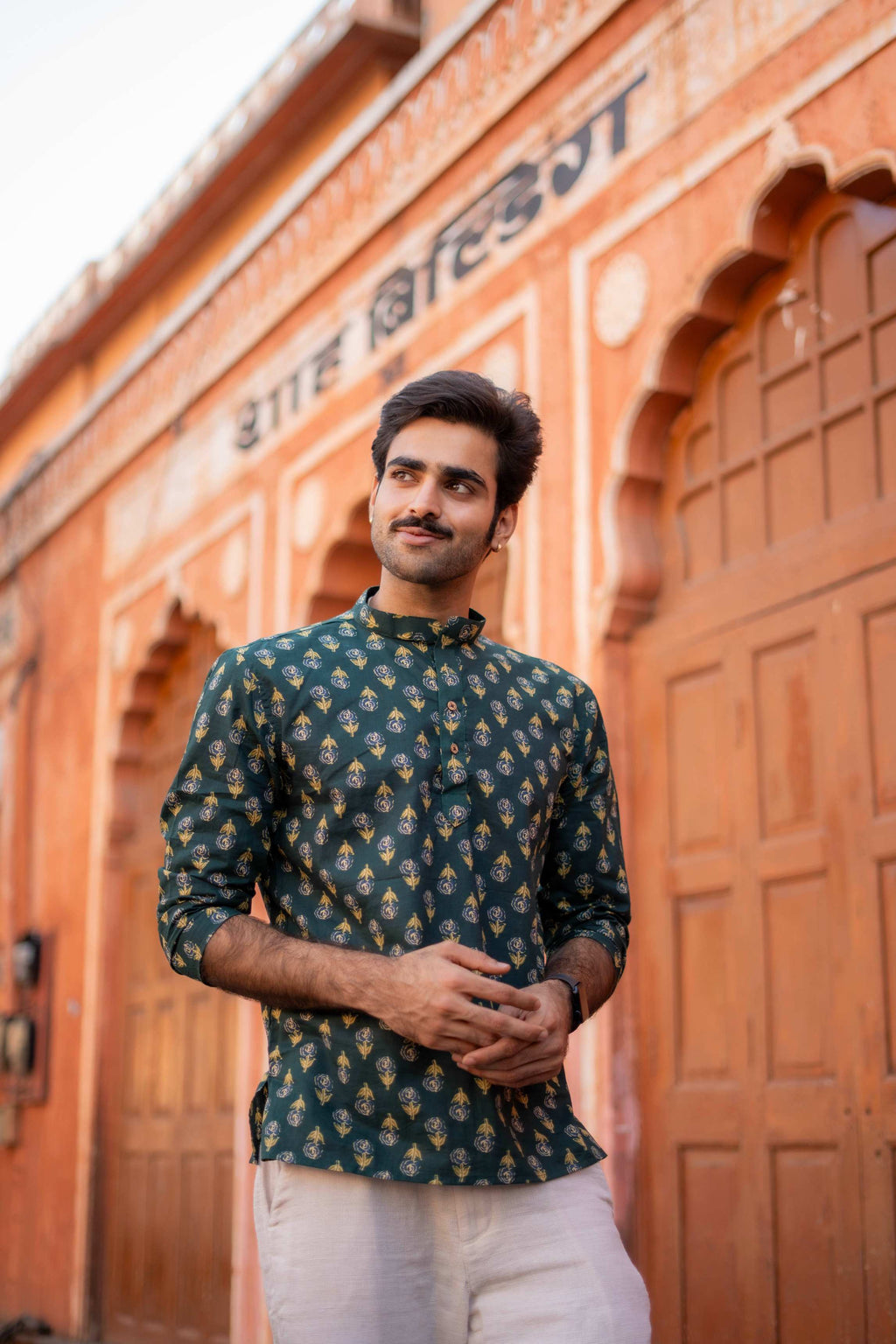 The Deep Green Garden Buti Print Short Kurta
