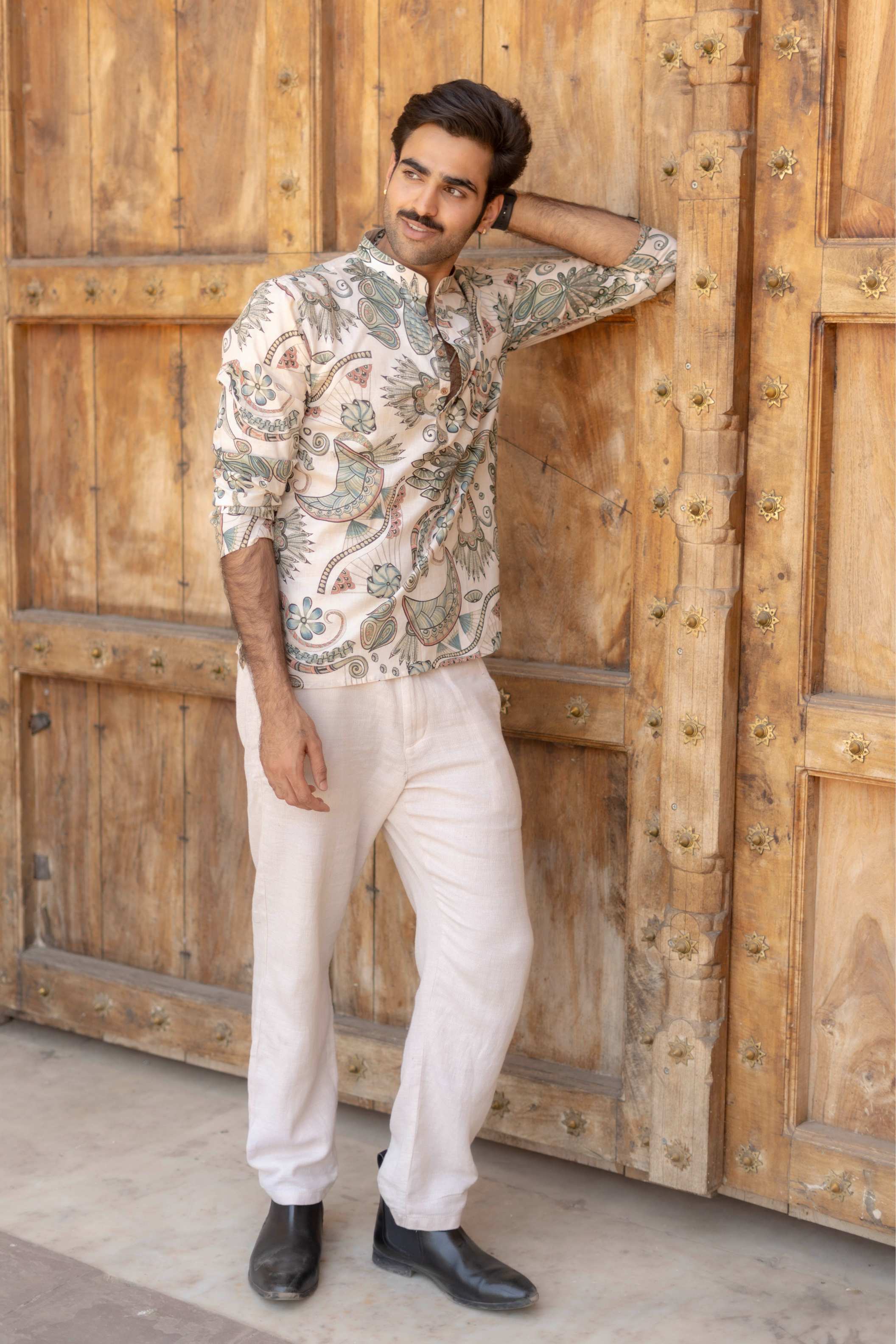 The Ivory Artistic Paisley Short Kurta