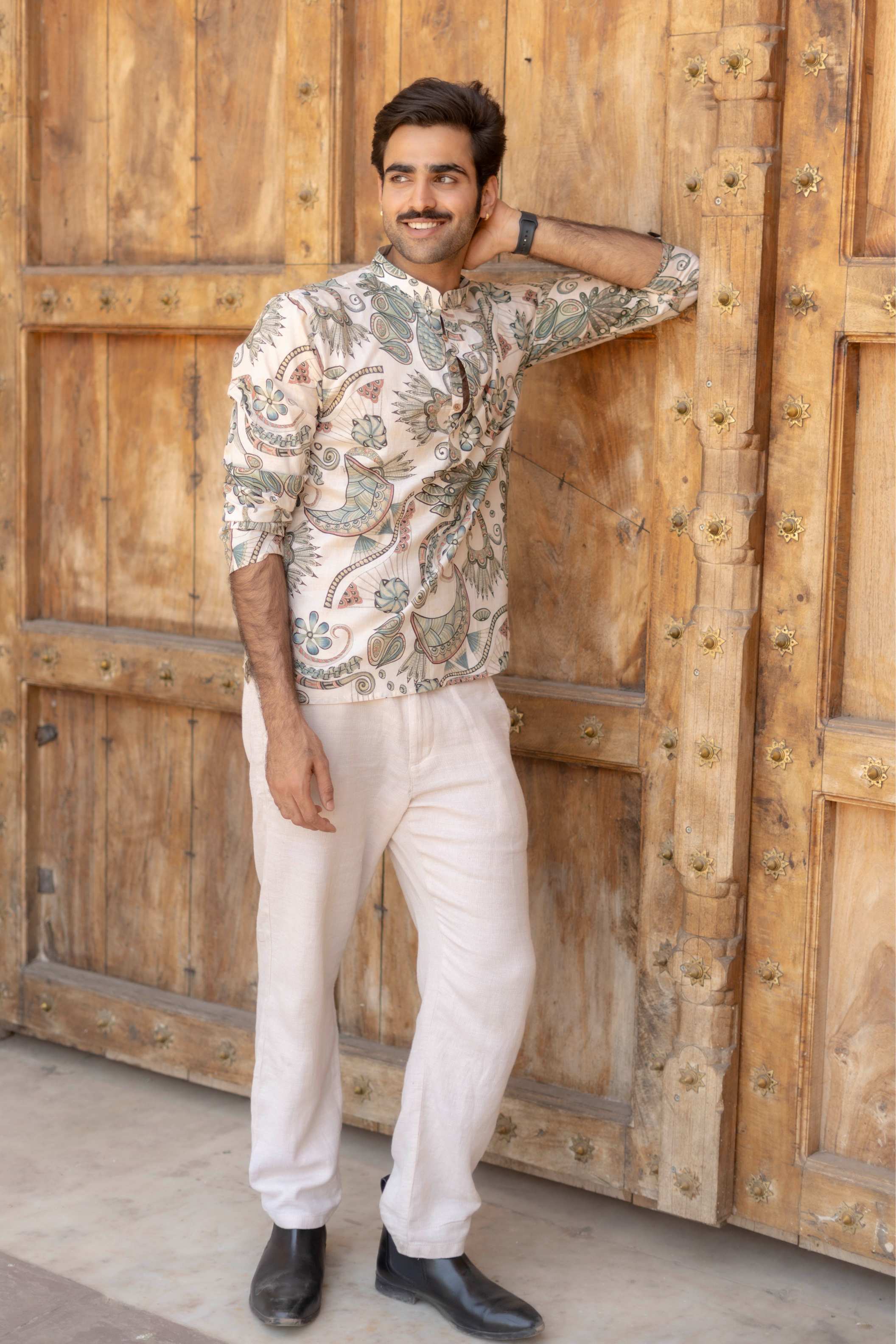 The Ivory Artistic Paisley Short Kurta