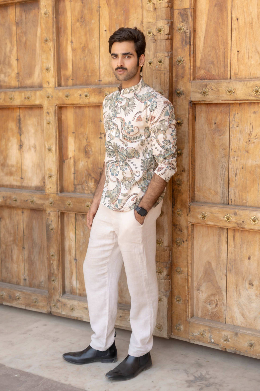 The Ivory Artistic Paisley Short Kurta