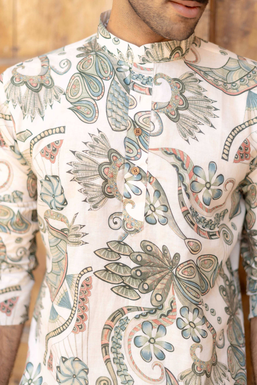 The Ivory Artistic Paisley Short Kurta