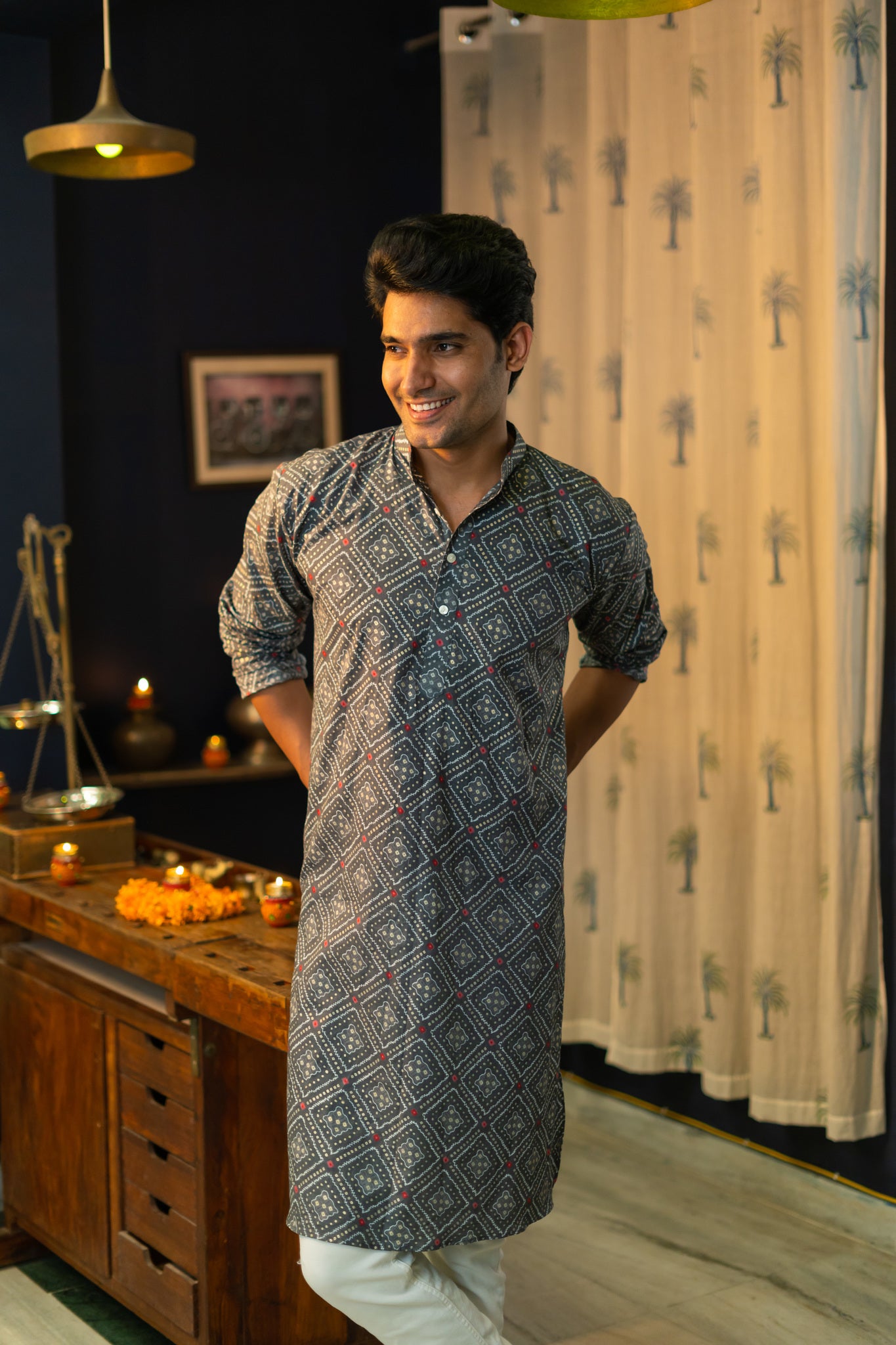 The Grey Traditional Geometric Foil Print Long Kurta